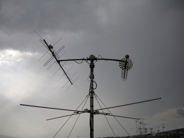 Turnstile 29 Mhz - 2x7 el. KLM 2 mt. - Elica 10 spire
SETUP per FO-29